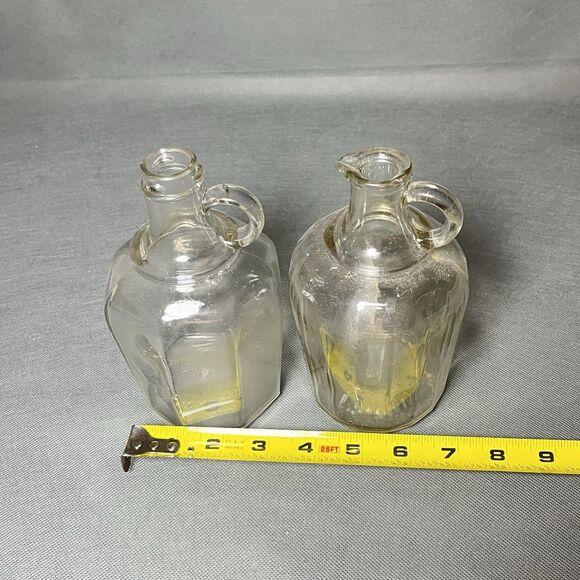 LOT 2 Vintage Glass Jugs Syrup Bottle w/Pour Spout & Handle-Paneled Glass-UV - Picture 13 of 15